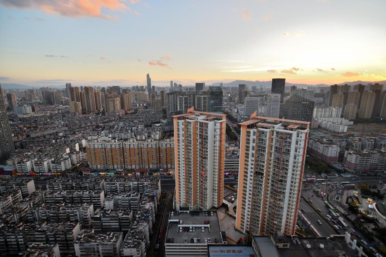 Kunming Hotel High Sky View Apartment מראה חיצוני תמונה