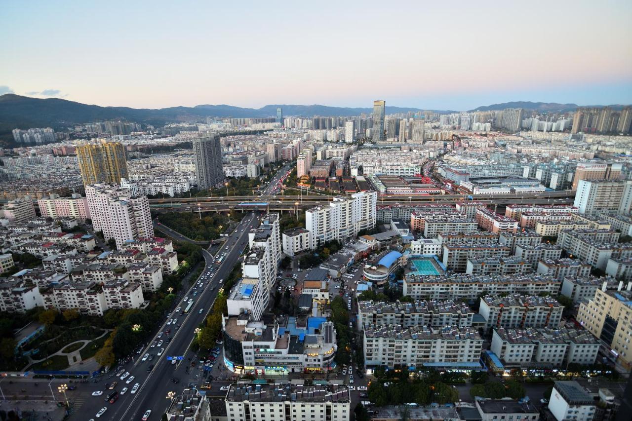 Kunming Hotel High Sky View Apartment מראה חיצוני תמונה