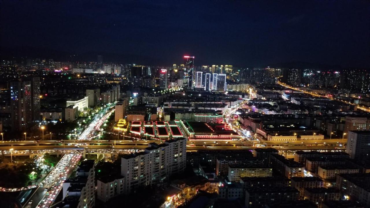 Kunming Hotel High Sky View Apartment מראה חיצוני תמונה